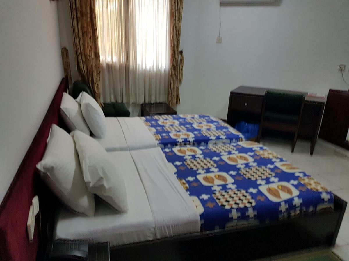 Royal Basin Resort Kumasi Kültér fotó